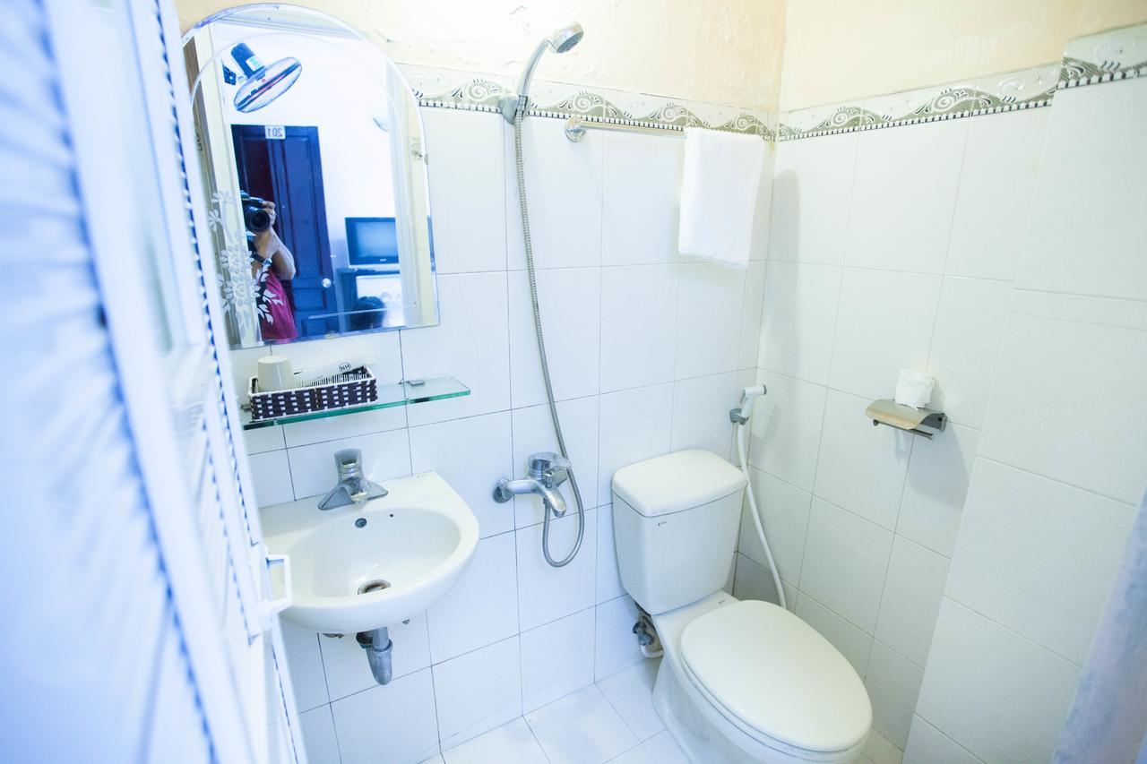 Hoang Trieu Hotel هوي المظهر الخارجي الصورة